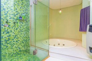 Apartamento com 385m², 4 dormitórios no bairro Moinhos de Vento em Porto Alegre para Alugar