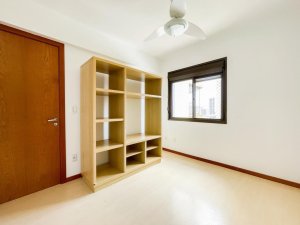 Apartamento com 103m², 3 dormitórios no bairro Menino Deus em Porto Alegre para Alugar