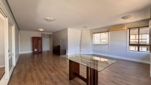 Apartamento com 155m², 4 dormitórios no bairro Petrópolis em Porto Alegre para Alugar