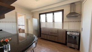 Apartamento com 155m², 4 dormitórios no bairro Petrópolis em Porto Alegre para Alugar