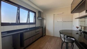 Apartamento com 155m², 4 dormitórios no bairro Petrópolis em Porto Alegre para Alugar