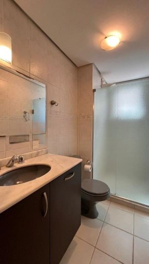 Apartamento com 155m², 4 dormitórios no bairro Petrópolis em Porto Alegre para Alugar