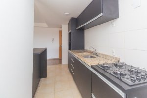 Apartamento com 87m², 2 dormitórios no bairro Três Figueiras em Porto Alegre para Alugar
