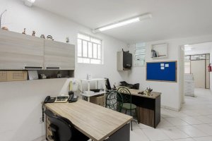 Loja com 45m² no bairro Jardim Botânico em Porto Alegre para Alugar