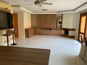 Apartamento com 145m², 3 dormitórios no bairro Chácara das Pedras em Porto Alegre para Alugar