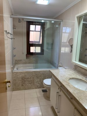 Apartamento com 145m², 3 dormitórios no bairro Chácara das Pedras em Porto Alegre para Alugar