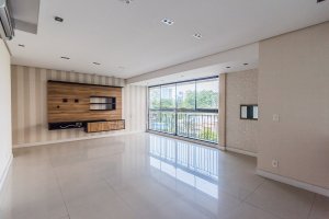 Apartamento com 94m², 3 dormitórios no bairro Jardim Europa em Porto Alegre para Alugar