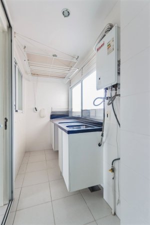 Apartamento com 94m², 3 dormitórios no bairro Jardim Europa em Porto Alegre para Alugar