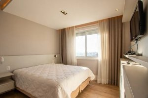 Apartamento com 93m², 2 dormitórios no bairro Jardim Europa em Porto Alegre para Alugar