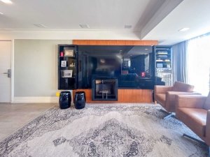 Apartamento com 130m², 3 dormitórios no bairro Jardim Europa em Porto Alegre para Alugar