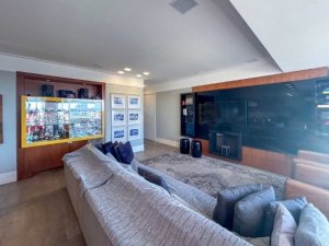 Apartamento com 130m², 3 dormitórios no bairro Jardim Europa em Porto Alegre para Alugar