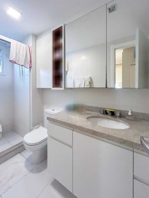 Apartamento com 130m², 3 dormitórios no bairro Jardim Europa em Porto Alegre para Alugar