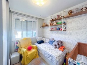Apartamento com 130m², 3 dormitórios no bairro Jardim Europa em Porto Alegre para Alugar