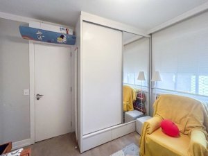 Apartamento com 130m², 3 dormitórios no bairro Jardim Europa em Porto Alegre para Alugar