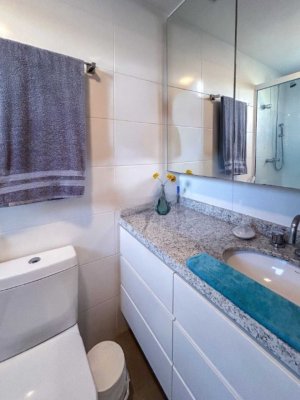 Apartamento com 130m², 3 dormitórios no bairro Jardim Europa em Porto Alegre para Alugar