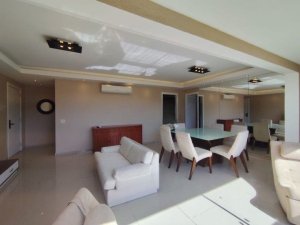 Apartamento com 120m², 3 dormitórios no bairro Jardim Europa em Porto Alegre para Alugar