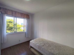 Apartamento com 120m², 3 dormitórios no bairro Jardim Europa em Porto Alegre para Alugar