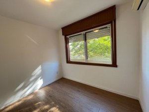 Apartamento com 45m², 2 dormitórios no bairro Menino Deus em Porto Alegre para Alugar