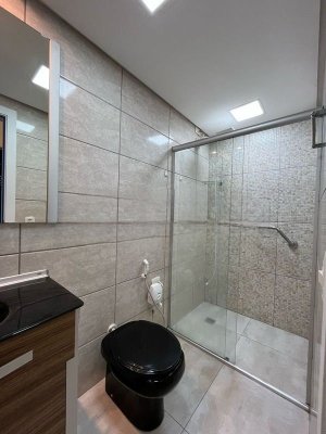 Apartamento com 45m², 2 dormitórios no bairro Menino Deus em Porto Alegre para Alugar