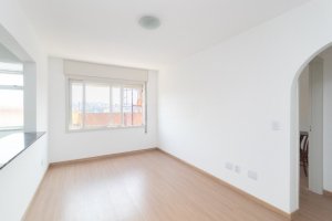 Apartamento com 87m², 3 dormitórios no bairro Santo Antônio em Porto Alegre para Alugar