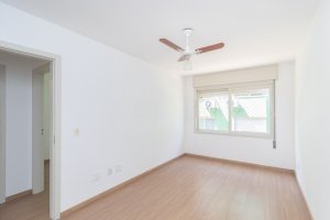 Apartamento com 87m², 3 dormitórios no bairro Santo Antônio em Porto Alegre para Alugar