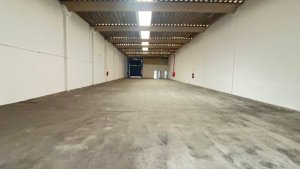 Galpão com 670m² no bairro Sarandi em Porto Alegre para Alugar