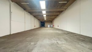 Galpão com 670m² no bairro Sarandi em Porto Alegre para Alugar