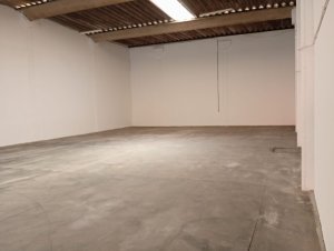 Galpão com 670m² no bairro Sarandi em Porto Alegre para Alugar