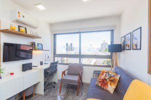 Apartamento com 60m², 1 dormitório no bairro Passo da Areia em Porto Alegre para Alugar