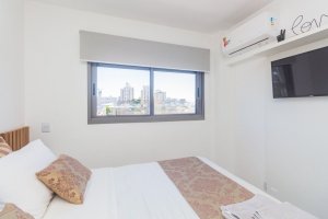 Apartamento com 60m², 1 dormitório no bairro Passo da Areia em Porto Alegre para Alugar