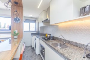 Apartamento com 60m², 1 dormitório no bairro Passo da Areia em Porto Alegre para Alugar