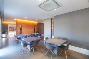 Apartamento com 76m², 2 dormitórios no bairro Navegantes em Porto Alegre para Alugar