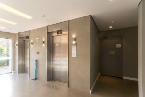 Apartamento com 76m², 2 dormitórios no bairro Navegantes em Porto Alegre para Alugar