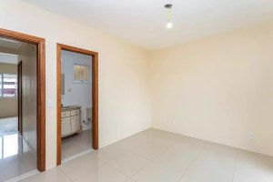 Casa com 260m², 3 dormitórios no bairro Petrópolis em Porto Alegre para Alugar