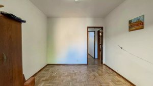 Casa com 340m², 4 dormitórios no bairro Vila Ipiranga em Porto Alegre para Alugar