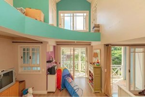 Casa com 368m², 4 dormitórios no bairro Chácara das Pedras em Porto Alegre para Alugar