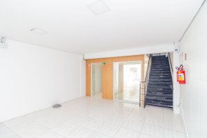 Loja com 159m² no bairro Passo da Areia em Porto Alegre para Alugar