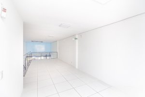 Loja com 159m² no bairro Passo da Areia em Porto Alegre para Alugar