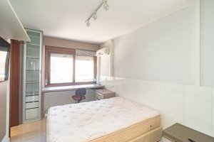 Apartamento com 70m², 2 dormitórios no bairro Rio Branco em Porto Alegre para Alugar