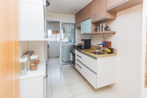 Apartamento com 98m², 2 dormitórios no bairro Petrópolis em Porto Alegre para Alugar
