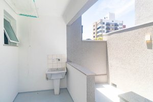 Apartamento com 52m², 1 dormitório no bairro Rio Branco em Porto Alegre para Alugar