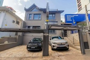 Casa comercial com 250m² no bairro Petrópolis em Porto Alegre para Alugar