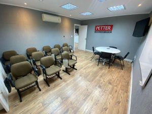 Casa comercial com 250m² no bairro Petrópolis em Porto Alegre para Alugar