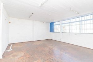 Depósito com 500m² no bairro Navegantes em Porto Alegre para Alugar