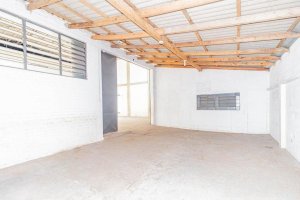 Depósito com 500m² no bairro Navegantes em Porto Alegre para Alugar