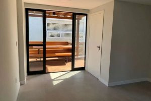 Sala Comercial com 300m² no bairro Rio Branco em Porto Alegre para Alugar