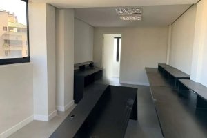 Sala Comercial com 300m² no bairro Rio Branco em Porto Alegre para Alugar