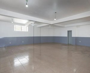 Depósito com 316m² no bairro São Geraldo em Porto Alegre para Alugar
