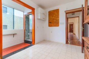 Apartamento com 75m², 2 dormitórios no bairro Rio Branco em Porto Alegre para Alugar