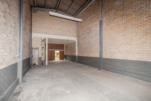 Depósito com 230m² no bairro Jardim Floresta em Porto Alegre para Alugar